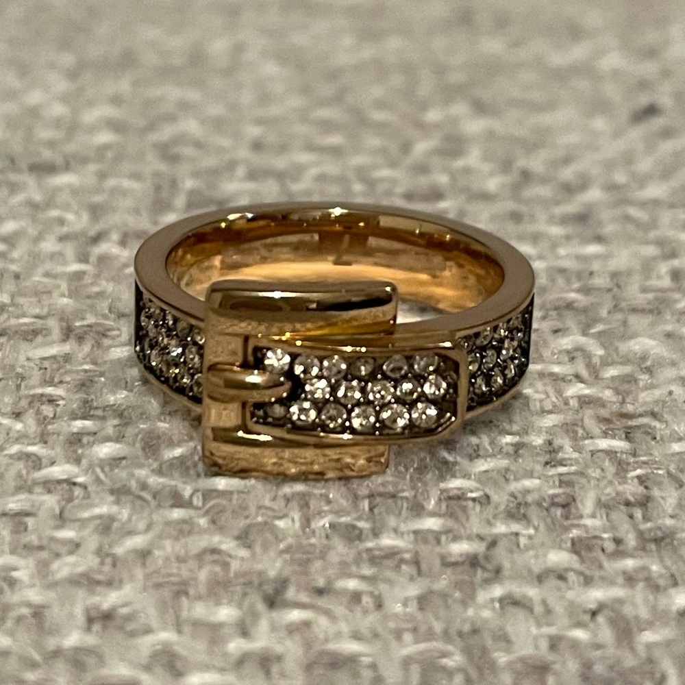 Michael Kors Rose Gold Crystal-Enhanced Buckle Ring, Women’s Size 7 🌟Host Pick